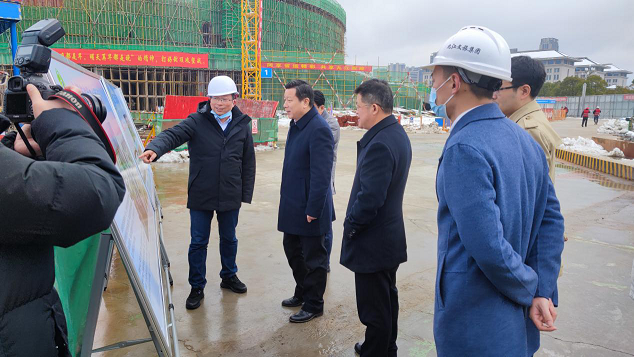 省委政法委书记张鸿星深刻调研市国际网球中心项目