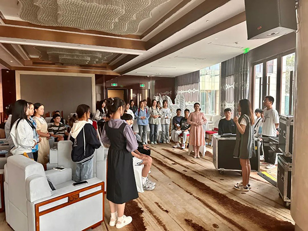市文旅集团组织发展2023年中国数字经济产业大会自愿者培训工作